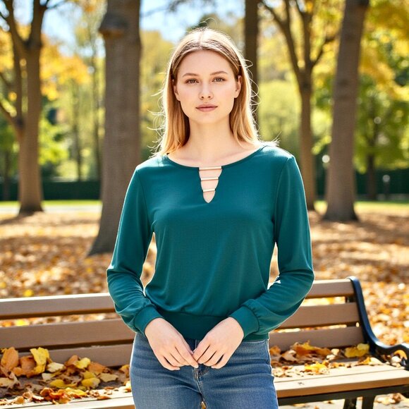 B Wear Byer California Blouse Shirt Long Sleeve V-Neck Metal Bling - Picture 1 of 15